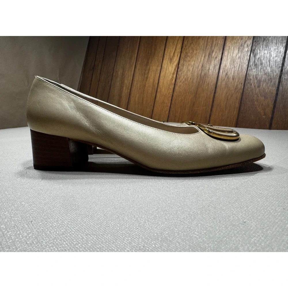 Salvatore Ferragamo Boutique Vintage Gold Metallic Leather Block Heel Pumps 5.5B